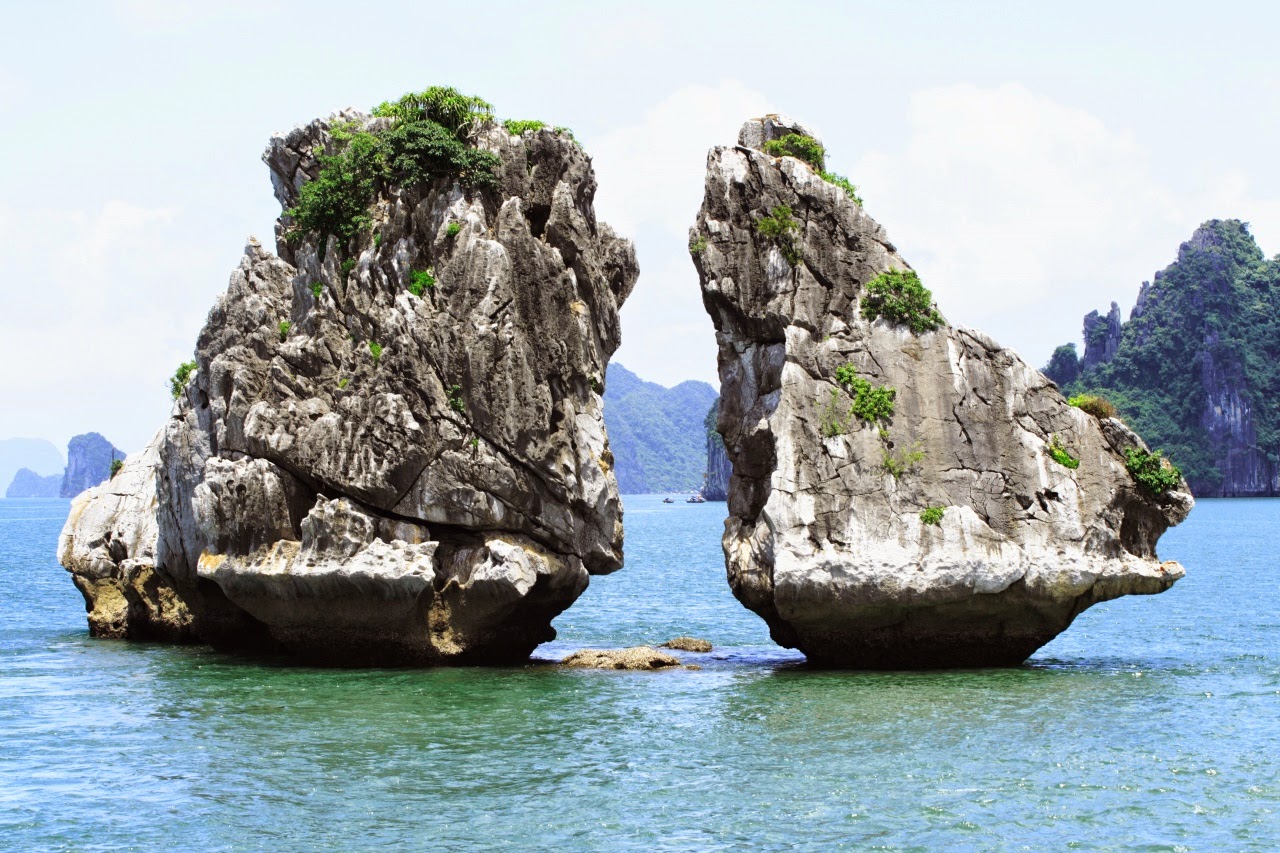 HÀ NÔI /HCM – HA LONG BAY – SAPA -TRUNG QUÔC-HÀ NÔI /HCM